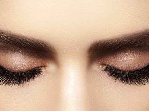 L’HISTOIRE DES EXTENSIONS DE CILS